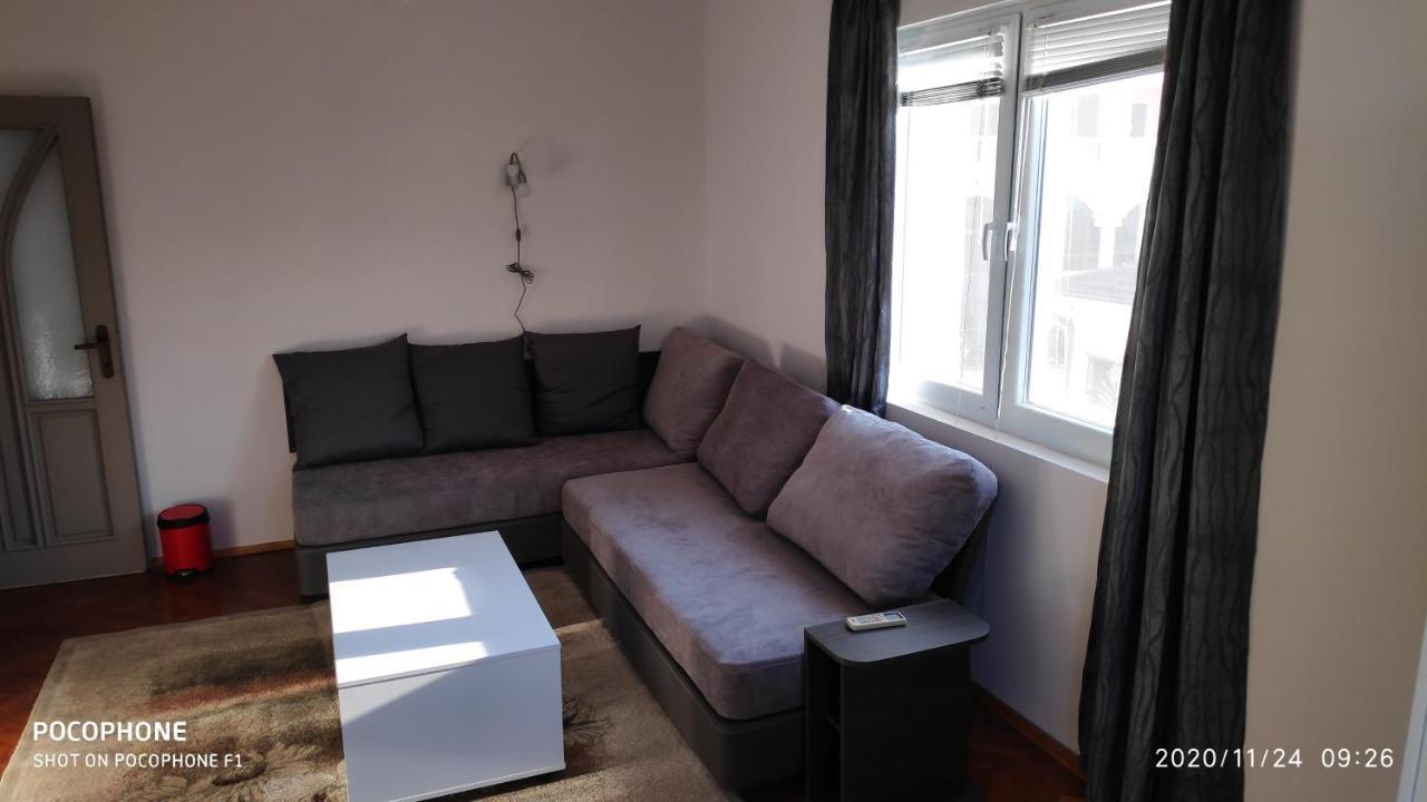 Unique Location Apartment With Parking Burgasz Kültér fotó
